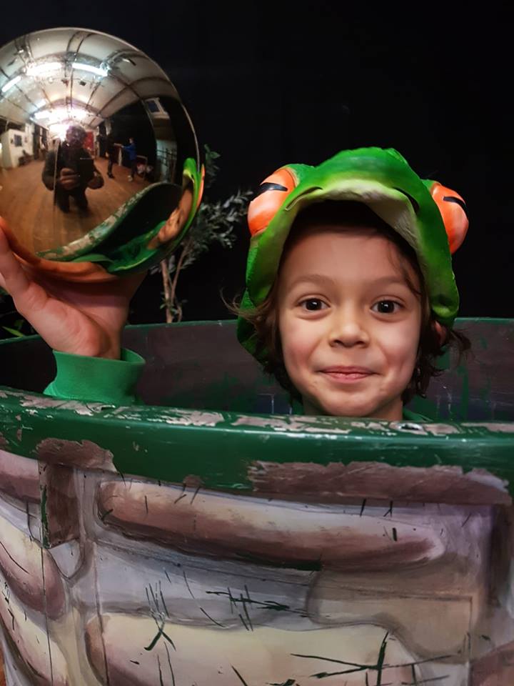 Kindertheater Hopjes: Der Froschkönig